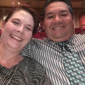 Meet your Posher, Genaro